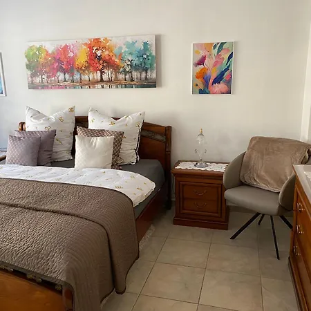 Apartment Ruhige Und Zentral Gelegene *