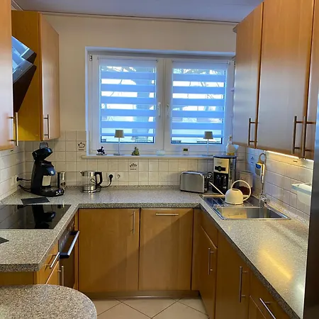 Ruhige Und Zentral Gelegene *