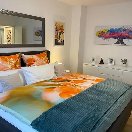 Ruhige Und Zentral Gelegene Apartman