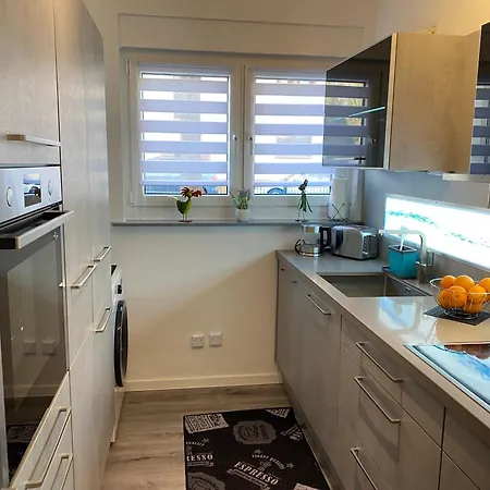 Ruhige Und Zentral Gelegene Apartman Essen