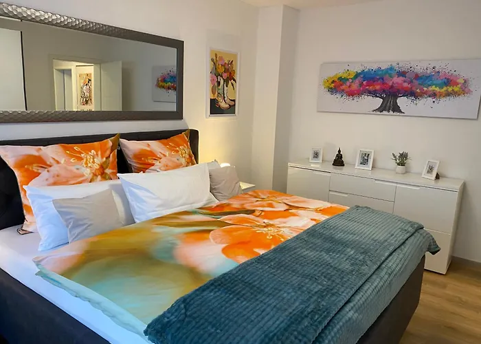 Ruhige Und Zentral Gelegene Apartament